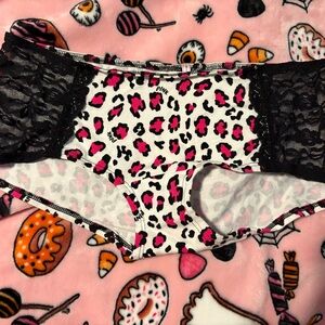 PINK Victoria's Secret Leopard panties